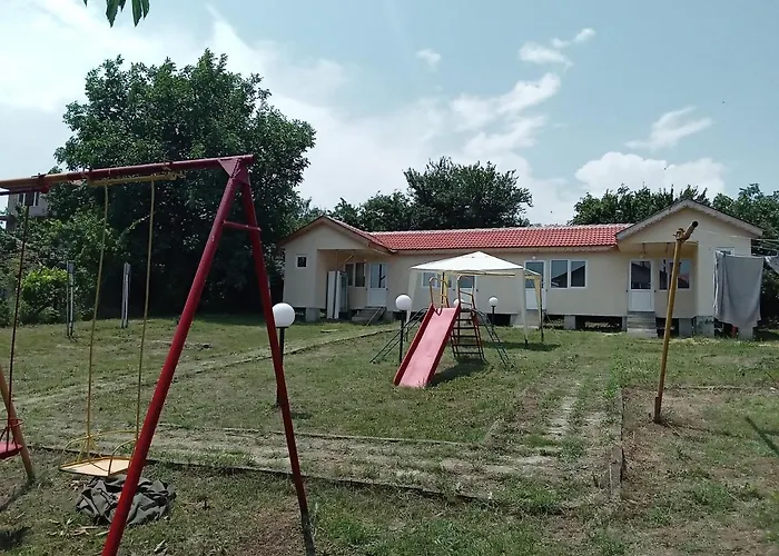 بيت ضيافة Krimski And *