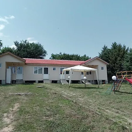 Guest house Krimski And *